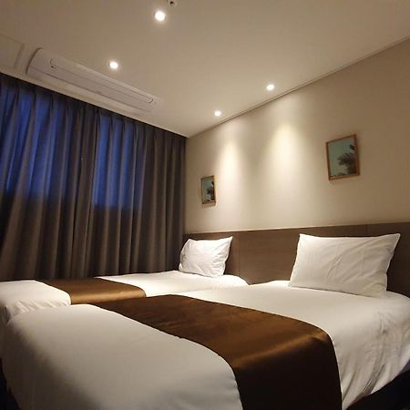 Grandmillions Hotel Seogwipo-stad Buitenkant foto