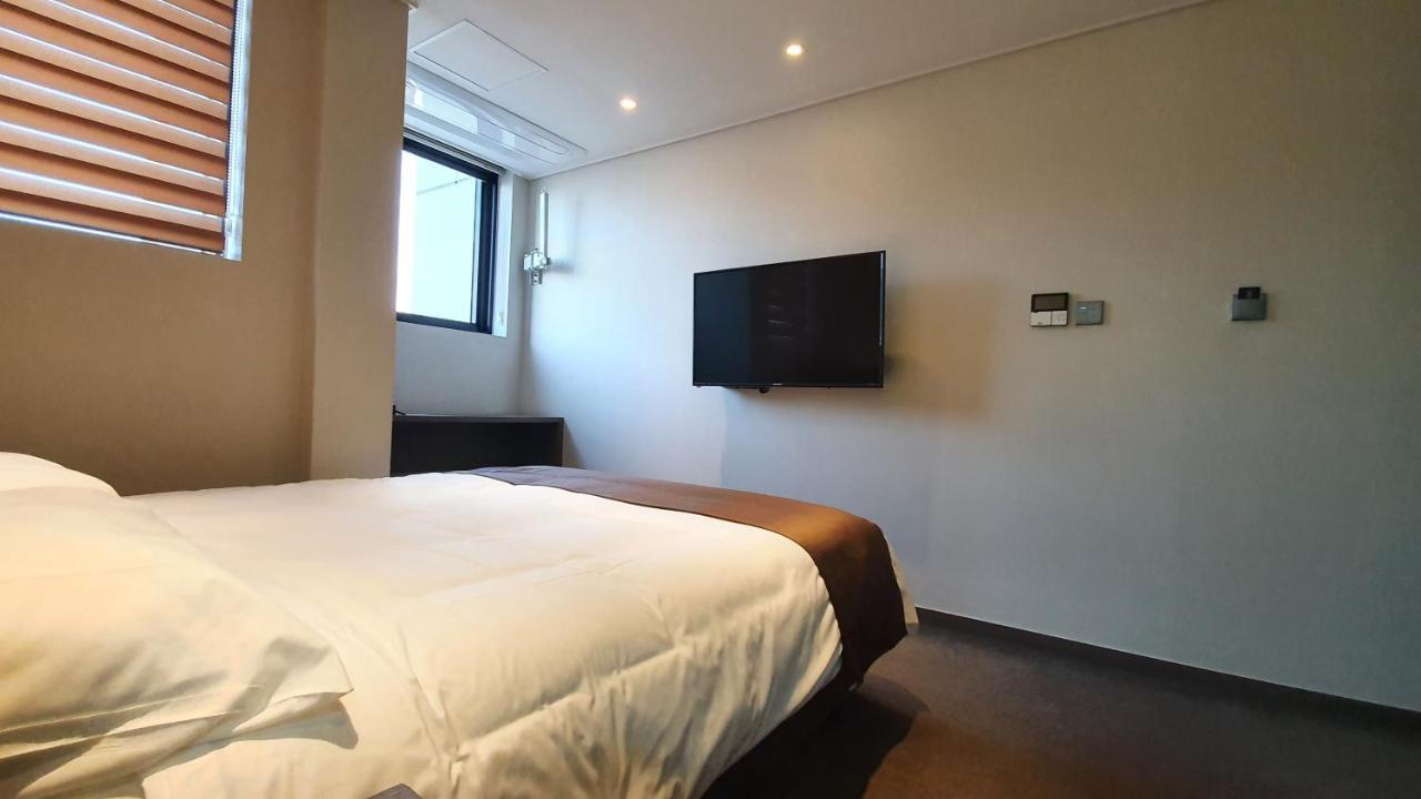 Grandmillions Hotel Seogwipo-stad Buitenkant foto