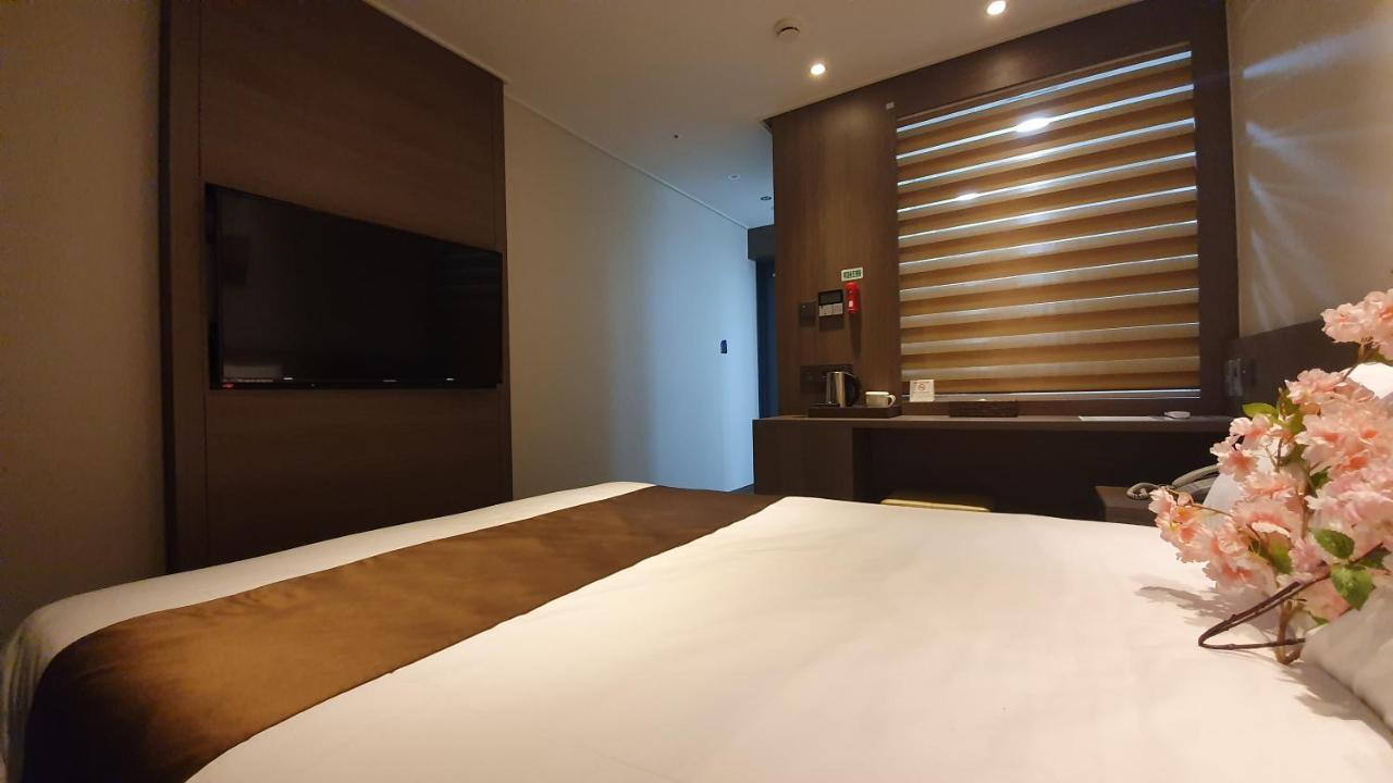 Grandmillions Hotel Seogwipo-stad Buitenkant foto