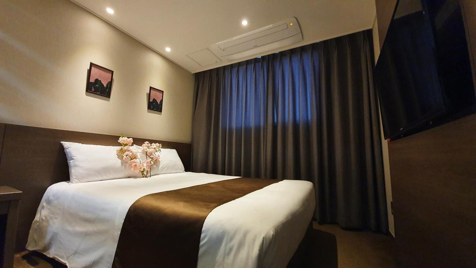 Grandmillions Hotel Seogwipo-stad Buitenkant foto