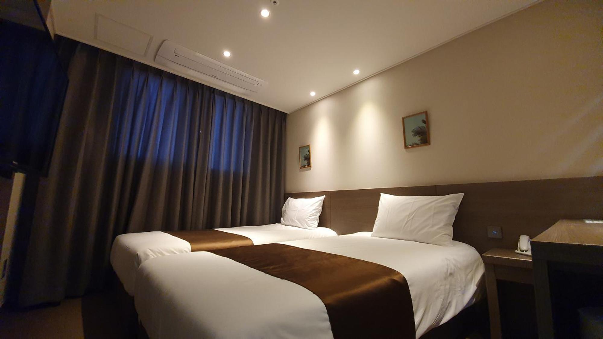 Grandmillions Hotel Seogwipo-stad Buitenkant foto