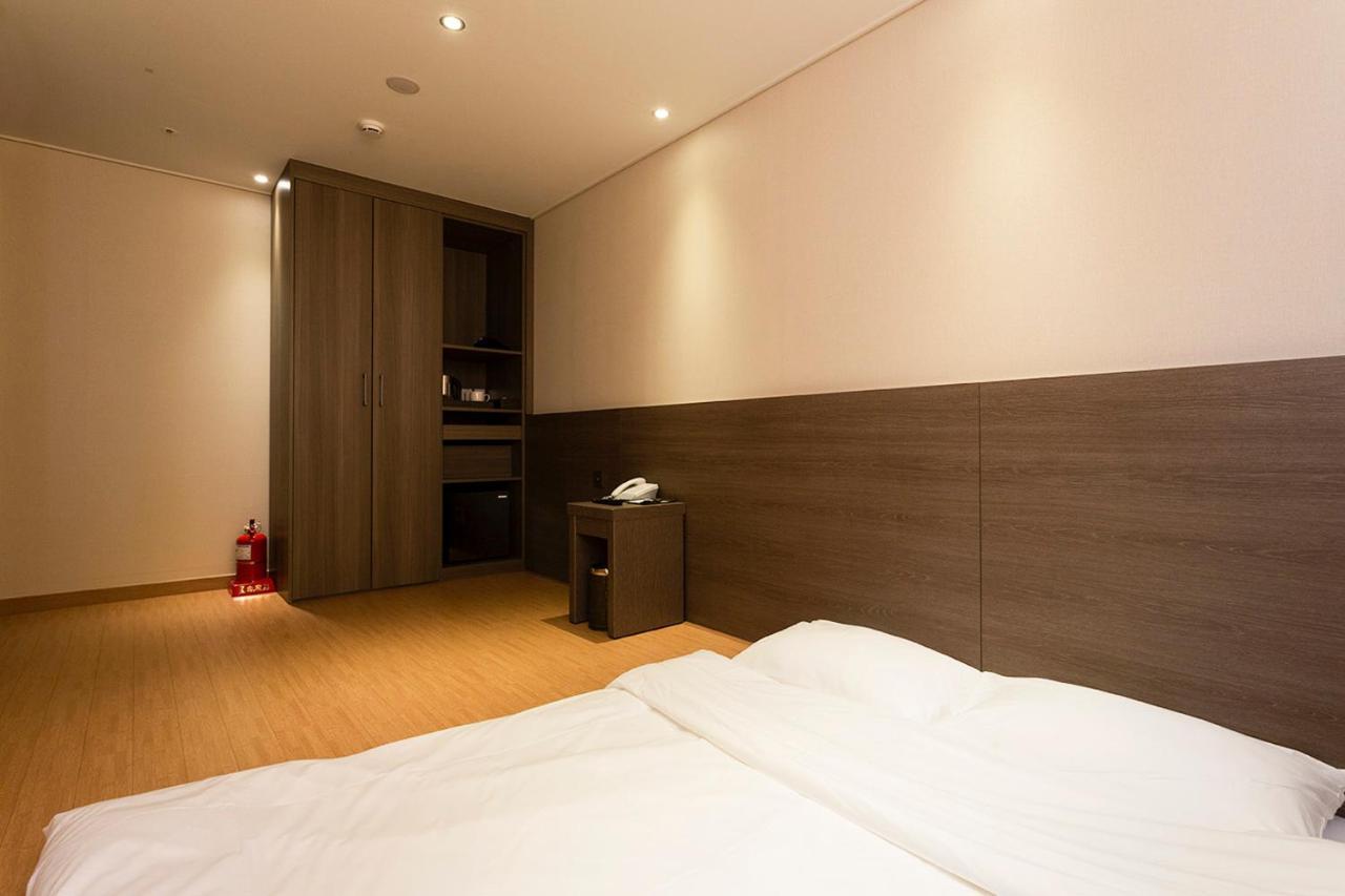 Grandmillions Hotel Seogwipo-stad Buitenkant foto