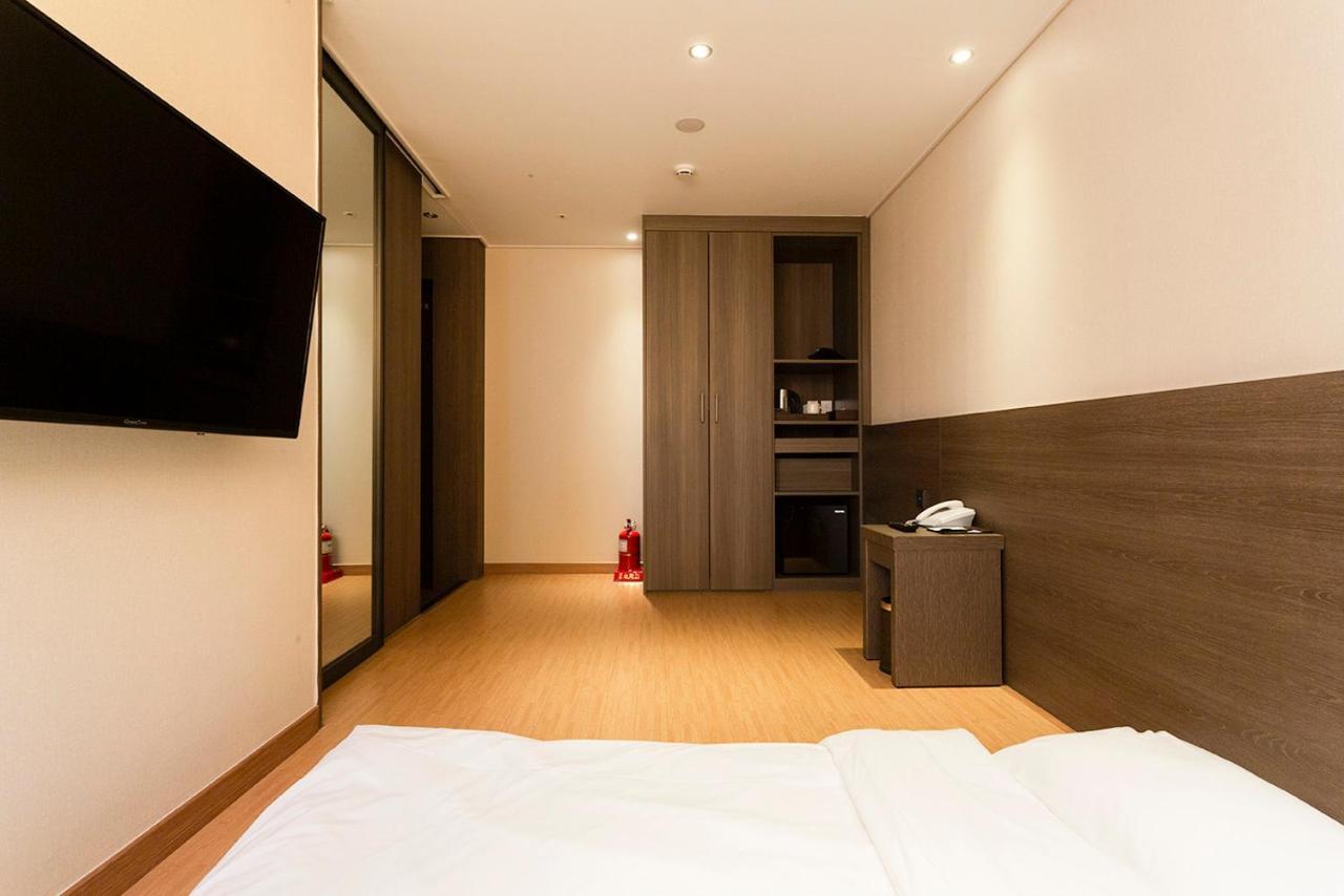 Grandmillions Hotel Seogwipo-stad Buitenkant foto