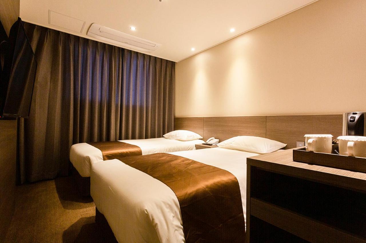 Grandmillions Hotel Seogwipo-stad Buitenkant foto
